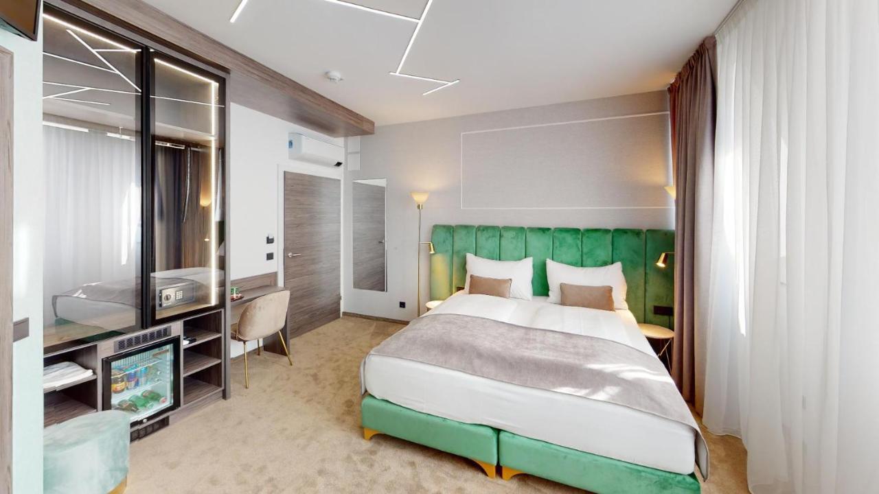 Ned Hotel Graz Bagian luar foto