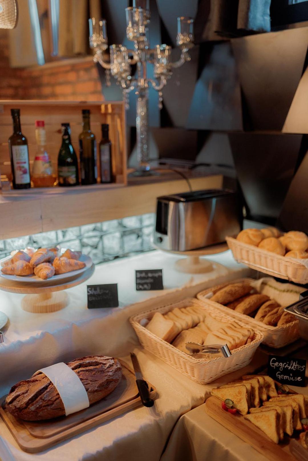 Ned Hotel Graz Bagian luar foto