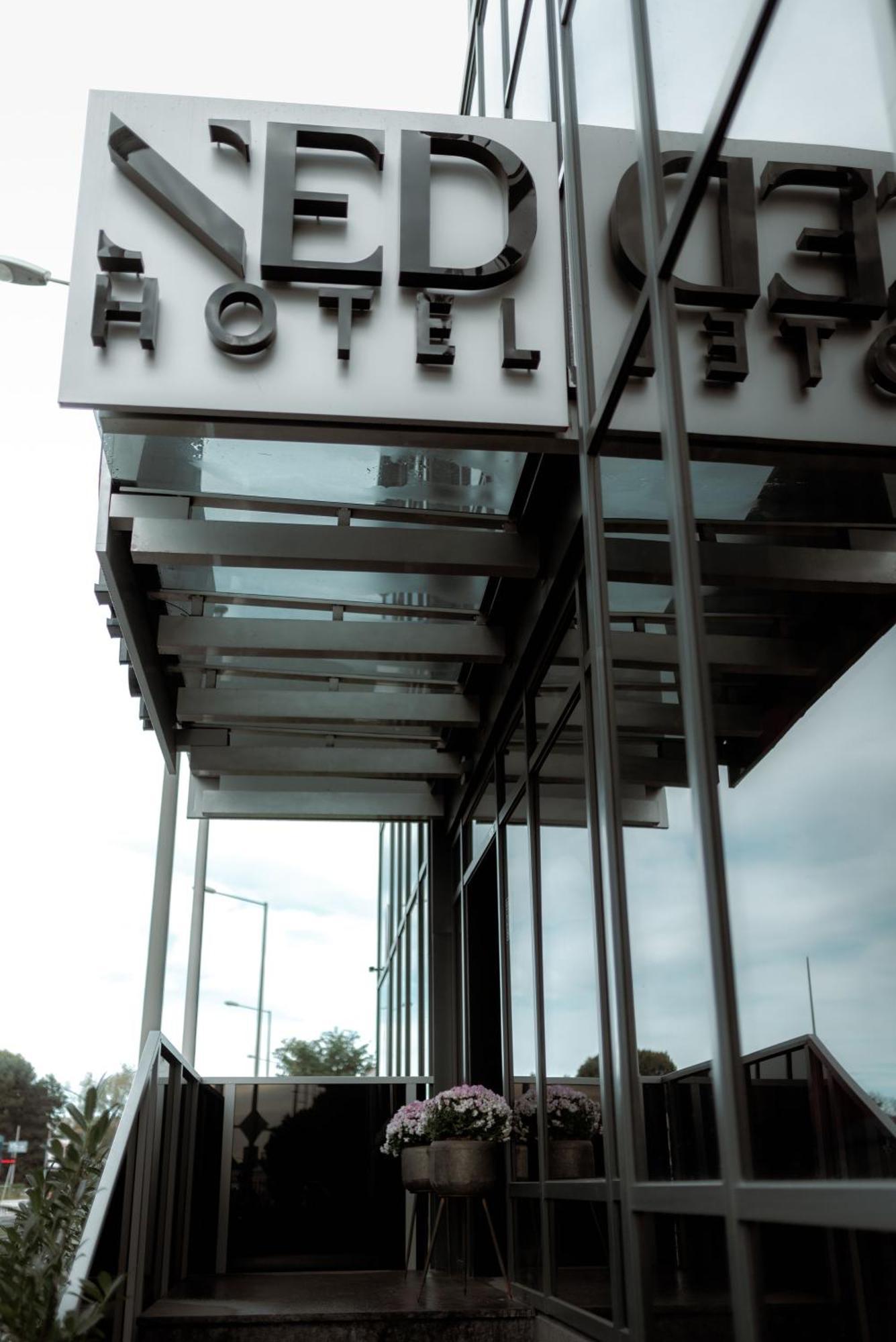 Ned Hotel Graz Bagian luar foto