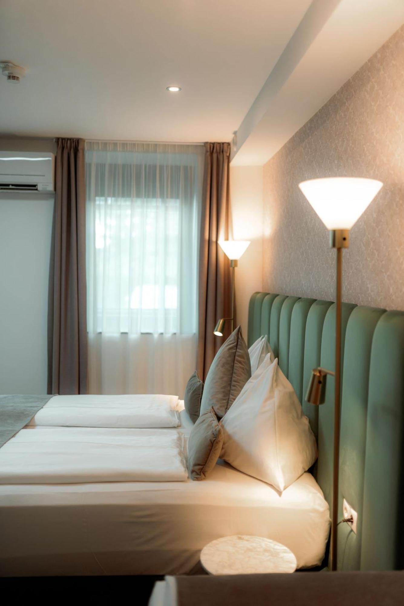 Ned Hotel Graz Bagian luar foto