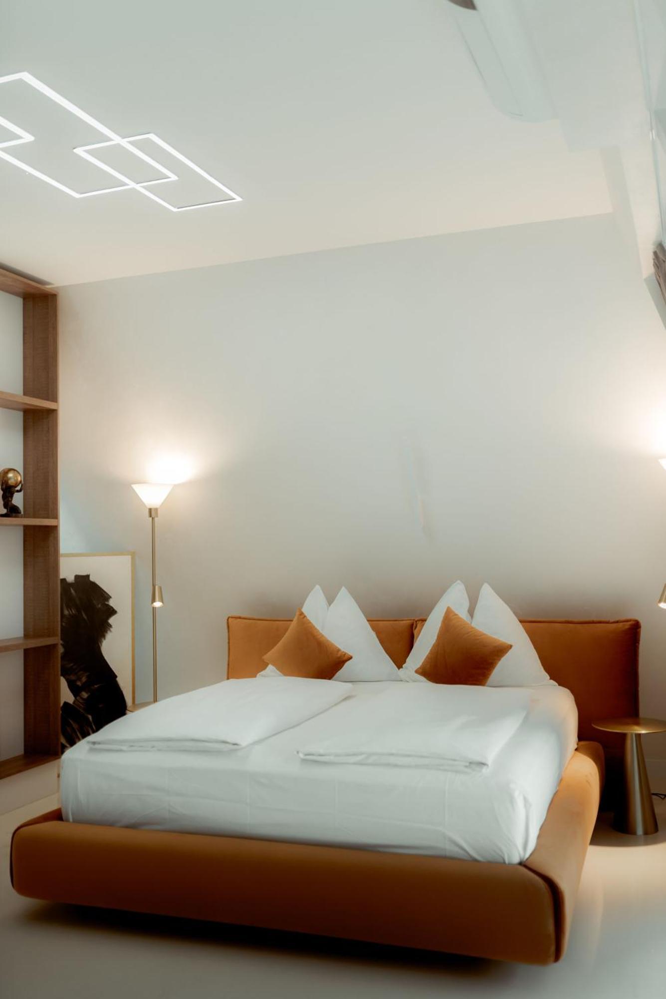 Ned Hotel Graz Bagian luar foto