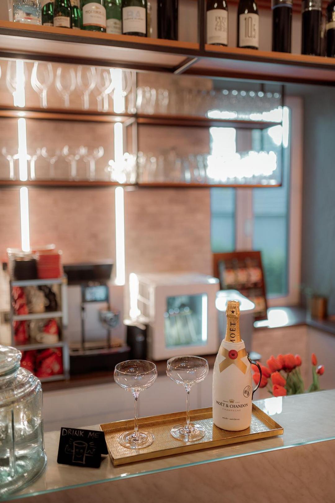 Ned Hotel Graz Bagian luar foto