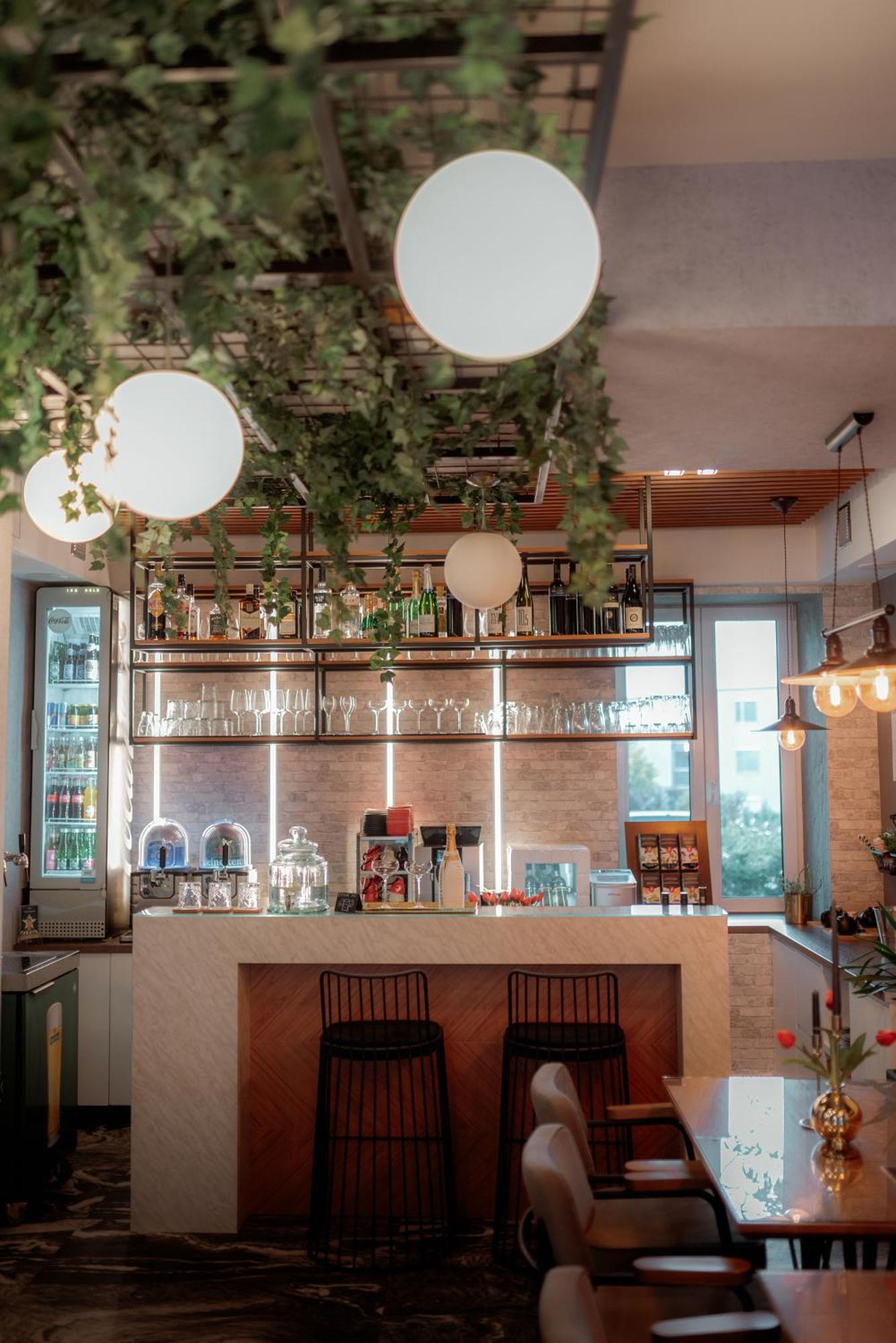 Ned Hotel Graz Bagian luar foto